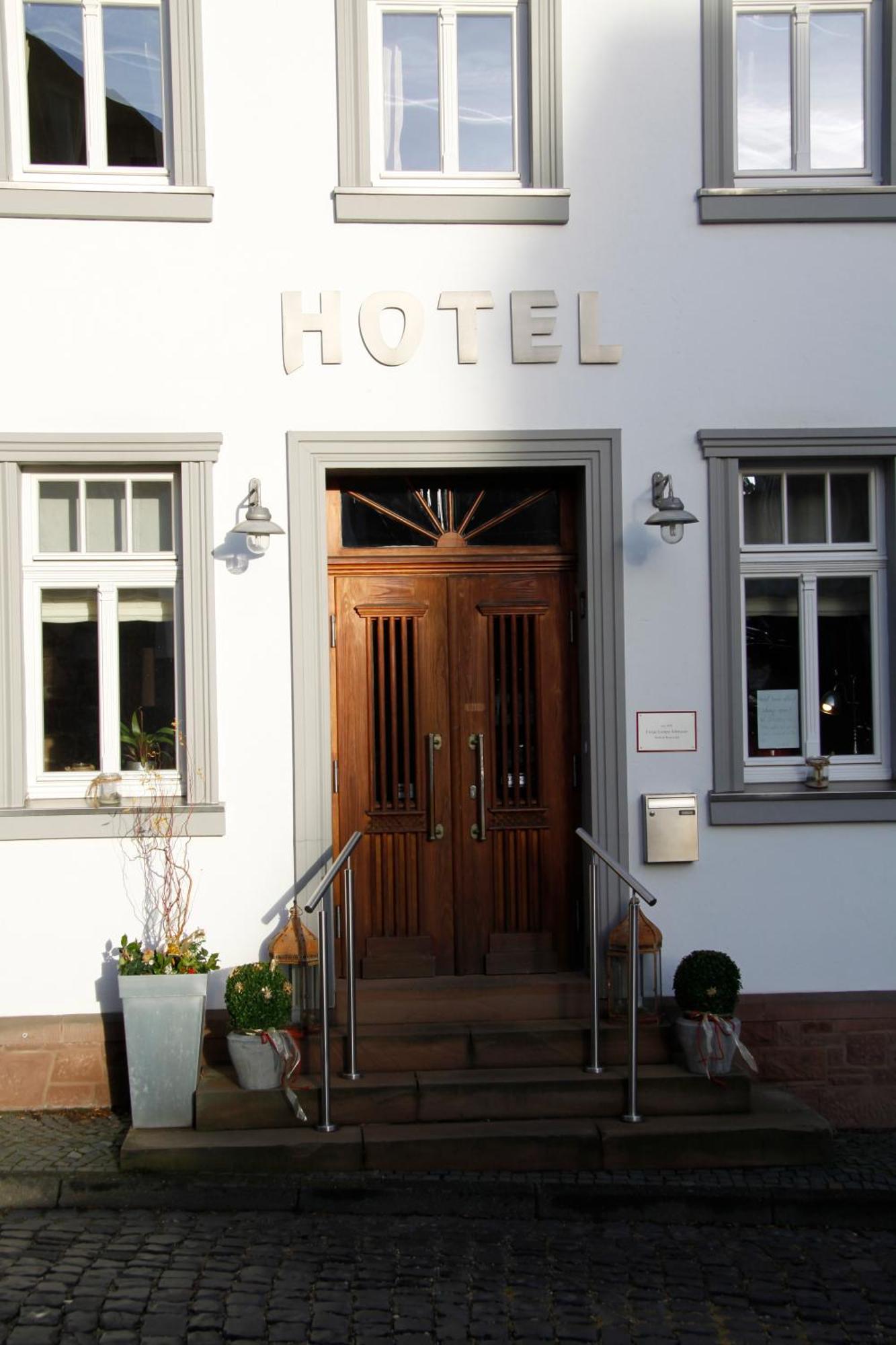 Zur Ewigen Lampe Romantisches Landhotel & Restaurant Нидеген Екстериор снимка