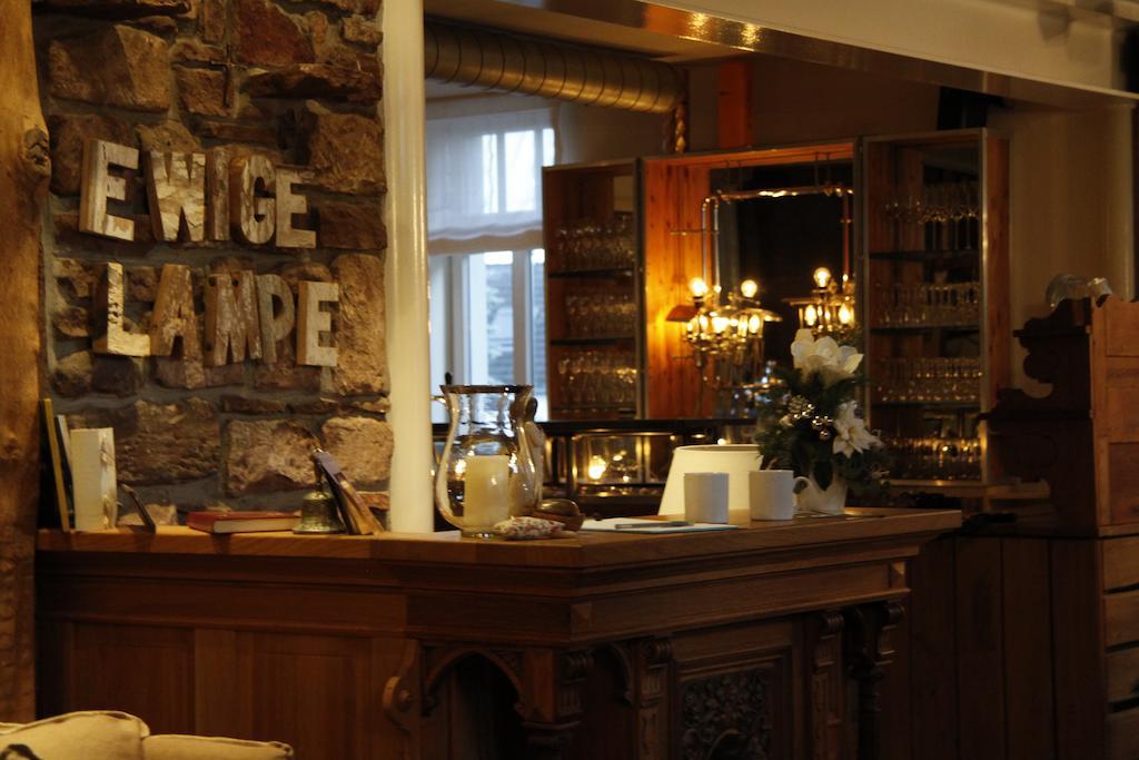 Zur Ewigen Lampe Romantisches Landhotel & Restaurant Нидеген Екстериор снимка
